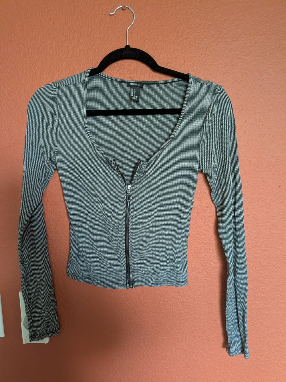 Forever 21 Striped Zip Front Top Gray & Black Small
